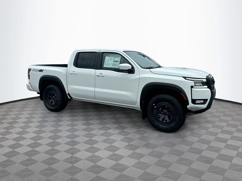 2025 Nissan Frontier PRO-4X photo 3