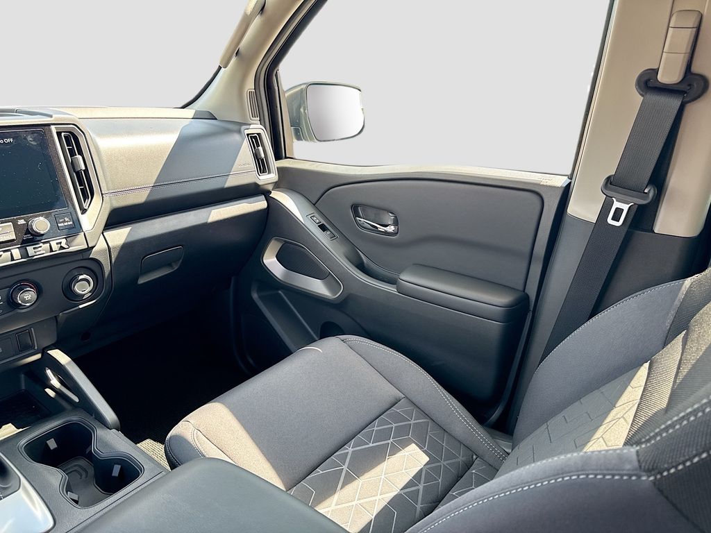 2026 Nissan Frontier SV - Photo 22