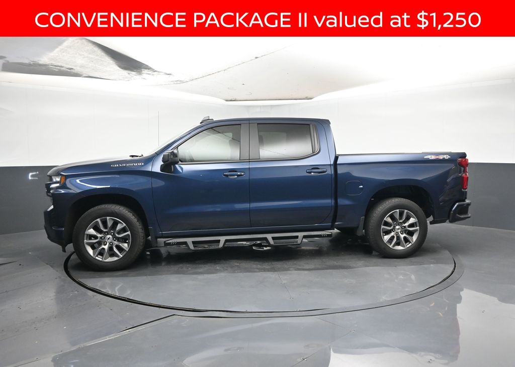 2022 Chevrolet Silverado 1500 RST photo 2