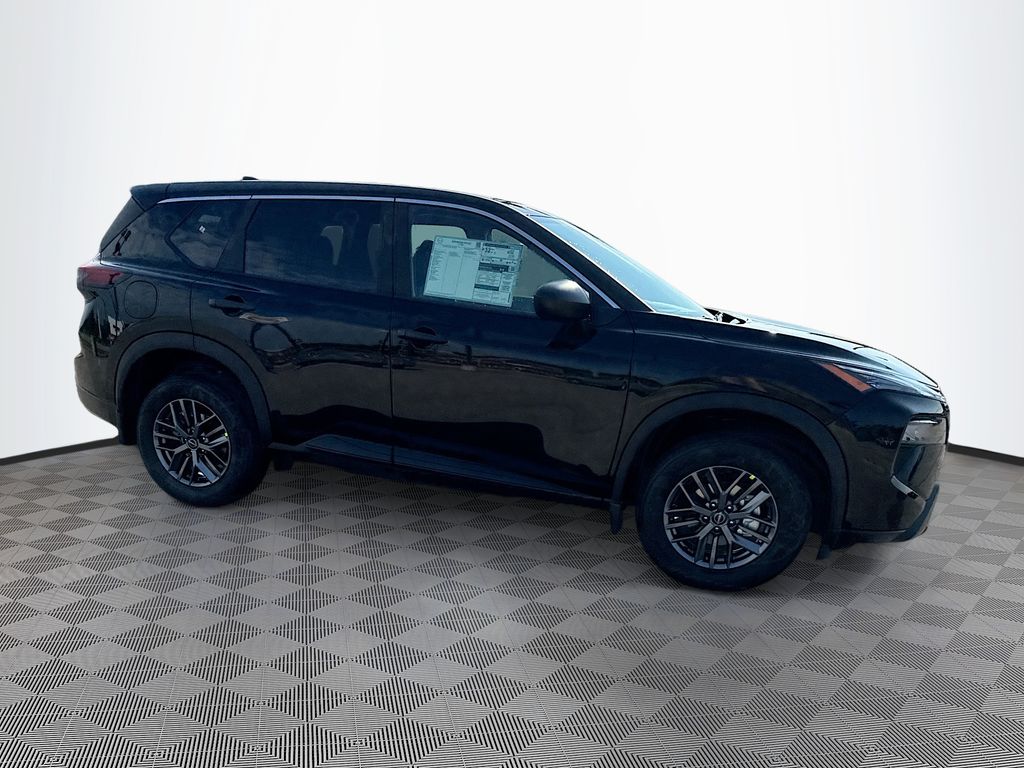2026 Nissan Rogue S photo 3