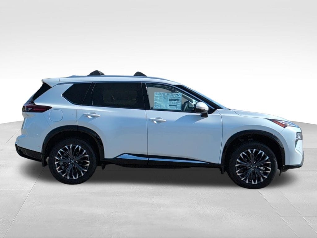 2026 Nissan Rogue Platinum - Photo 9