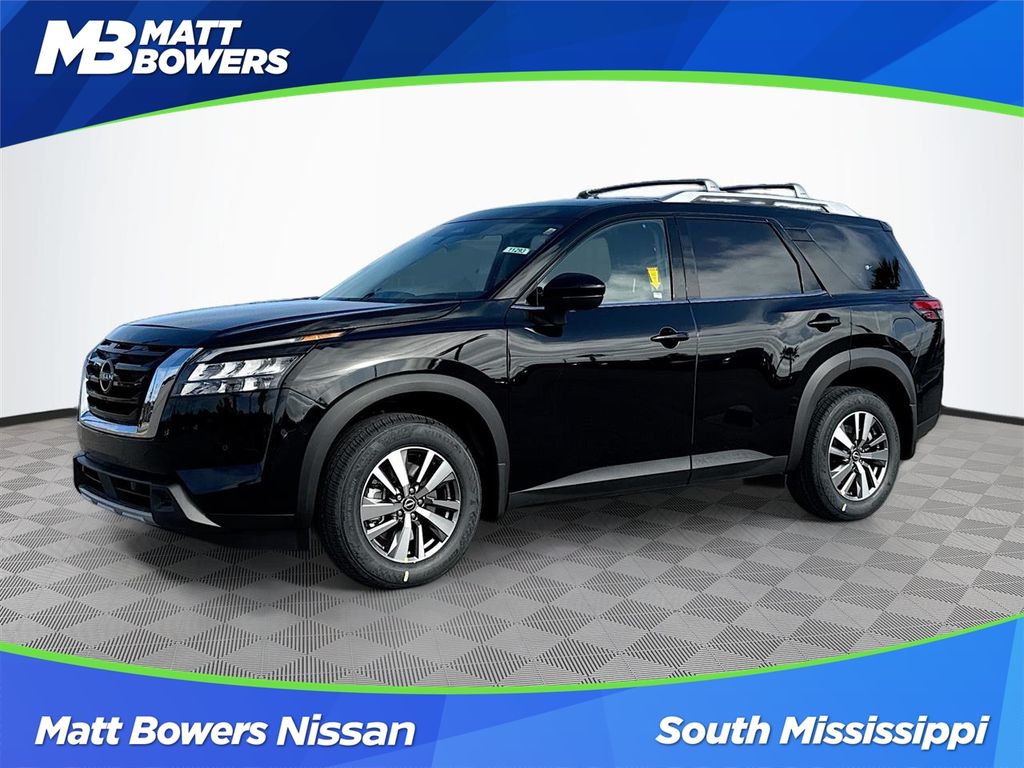 2025 Nissan Pathfinder SL's photo