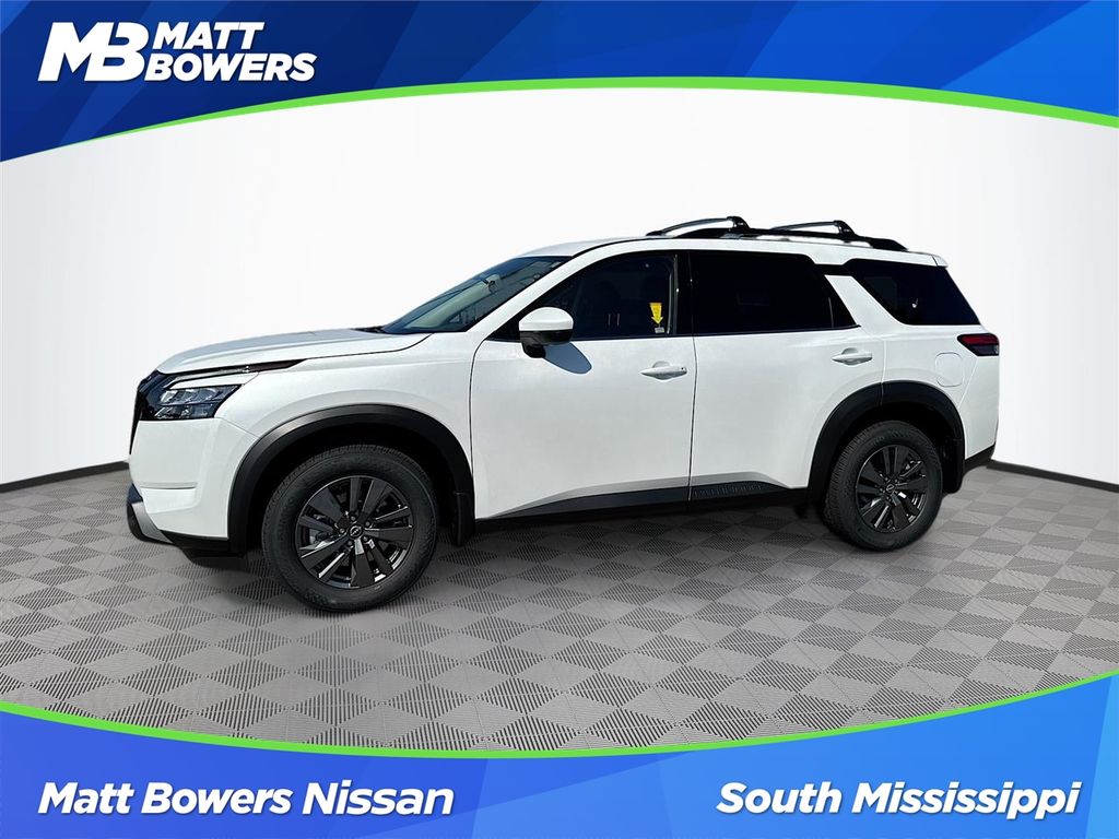 2025 Nissan Pathfinder SV's photo