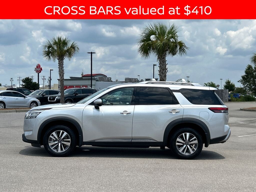 Used 2024 Nissan Pathfinder SL SUV