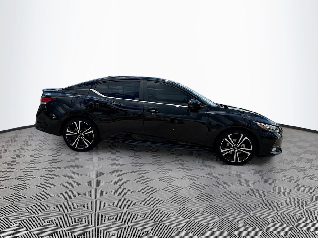 2023 Nissan Sentra SR photo 4