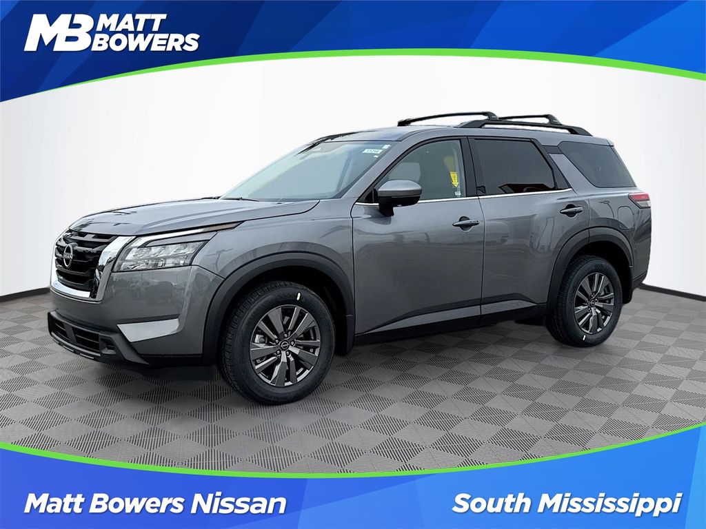 2025 Nissan Pathfinder SV's photo