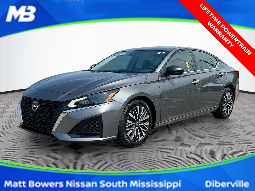2025 Nissan Altima Sedan 