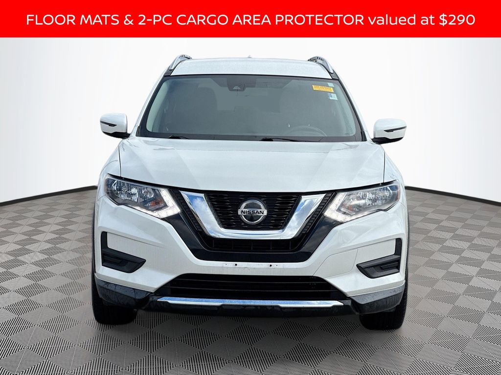 2020 Nissan Rogue SV photo 2