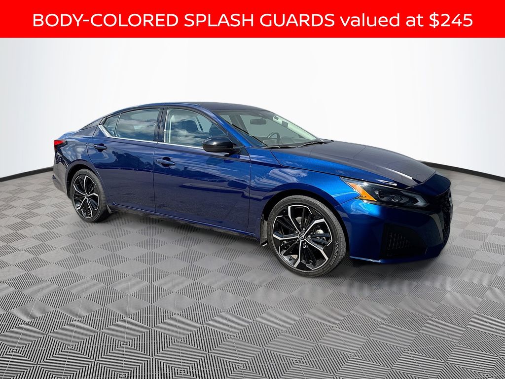 2024 Nissan Altima 2.5 SR photo 3