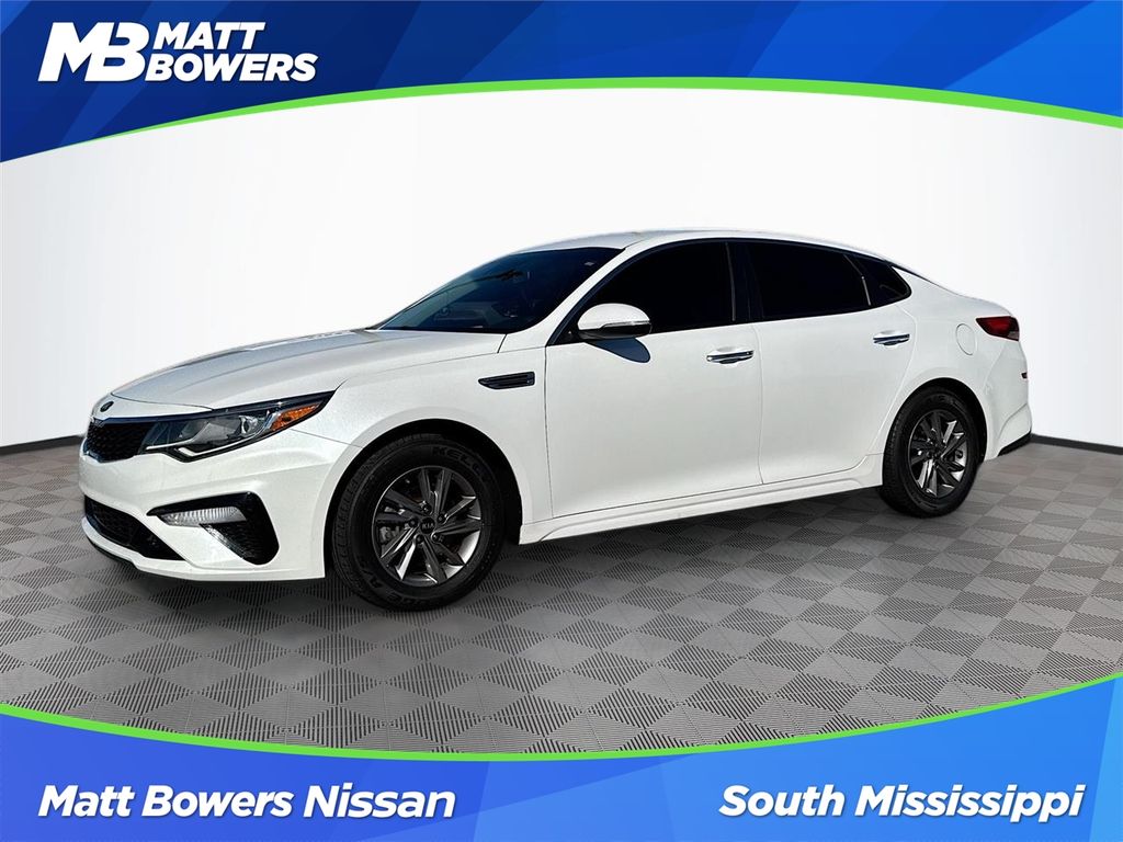 2020 Kia Optima LX's photo