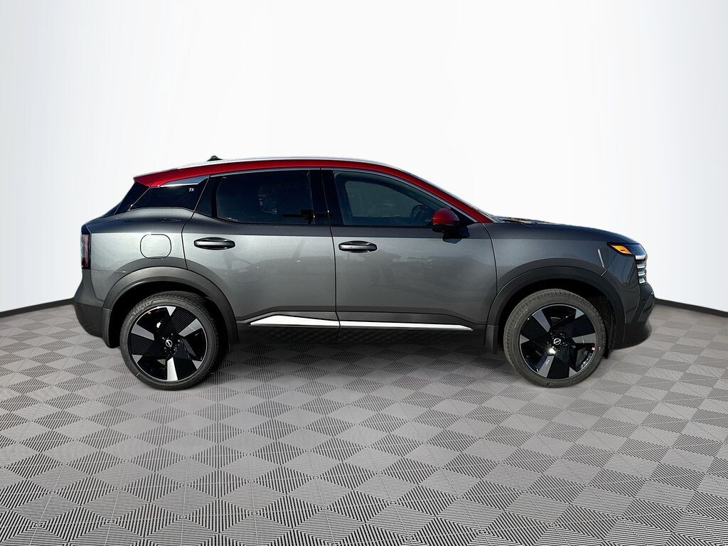 New 2026 Nissan Kicks SR SUV