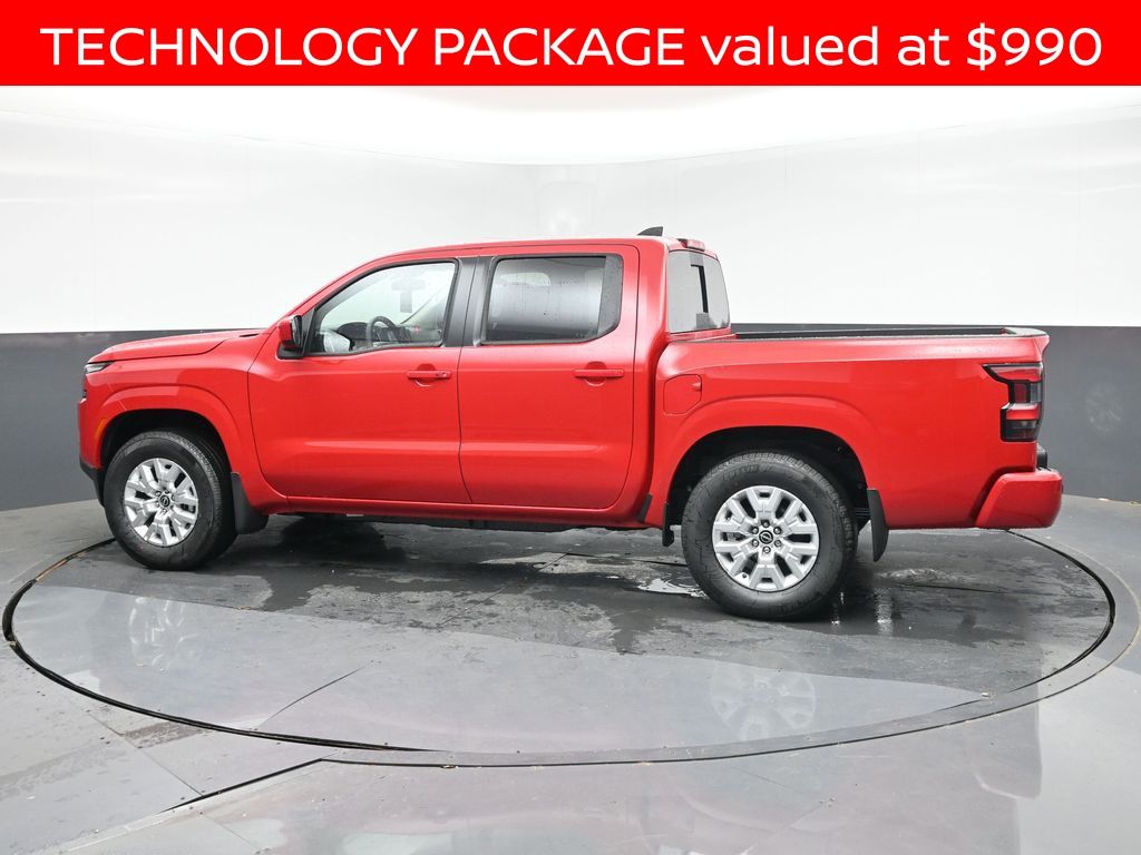2024 Nissan Frontier SV photo 3