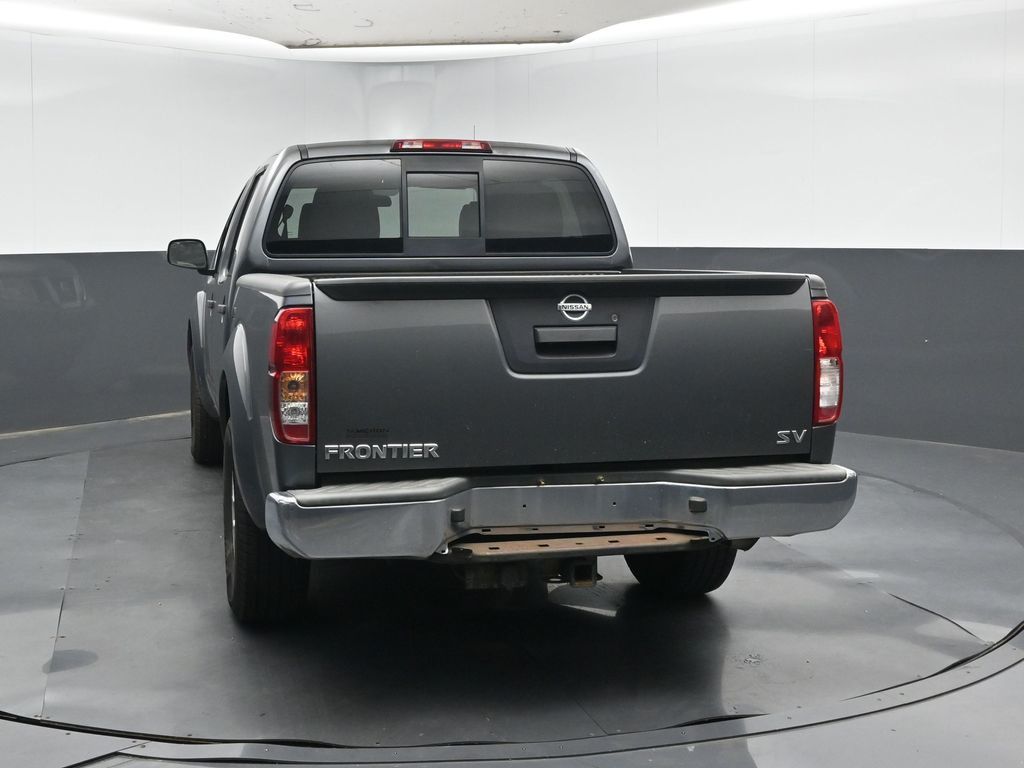 2019 Nissan Frontier SV photo 4
