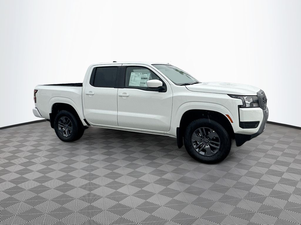 2025 Nissan Frontier SV photo 2