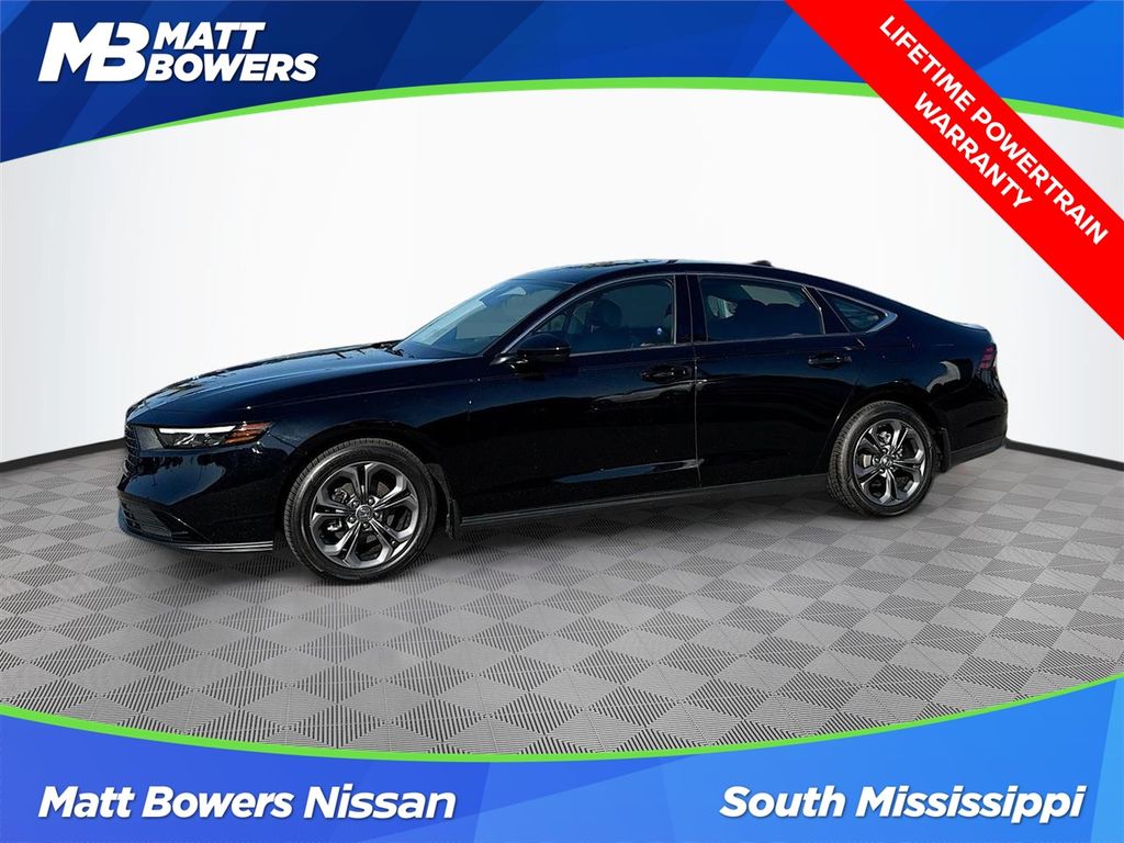 2023 Honda Accord EX's photo