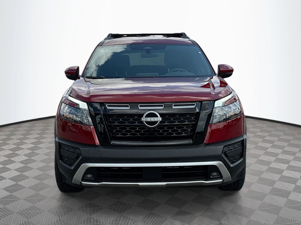 2025 Nissan Pathfinder Rock Creek photo 2