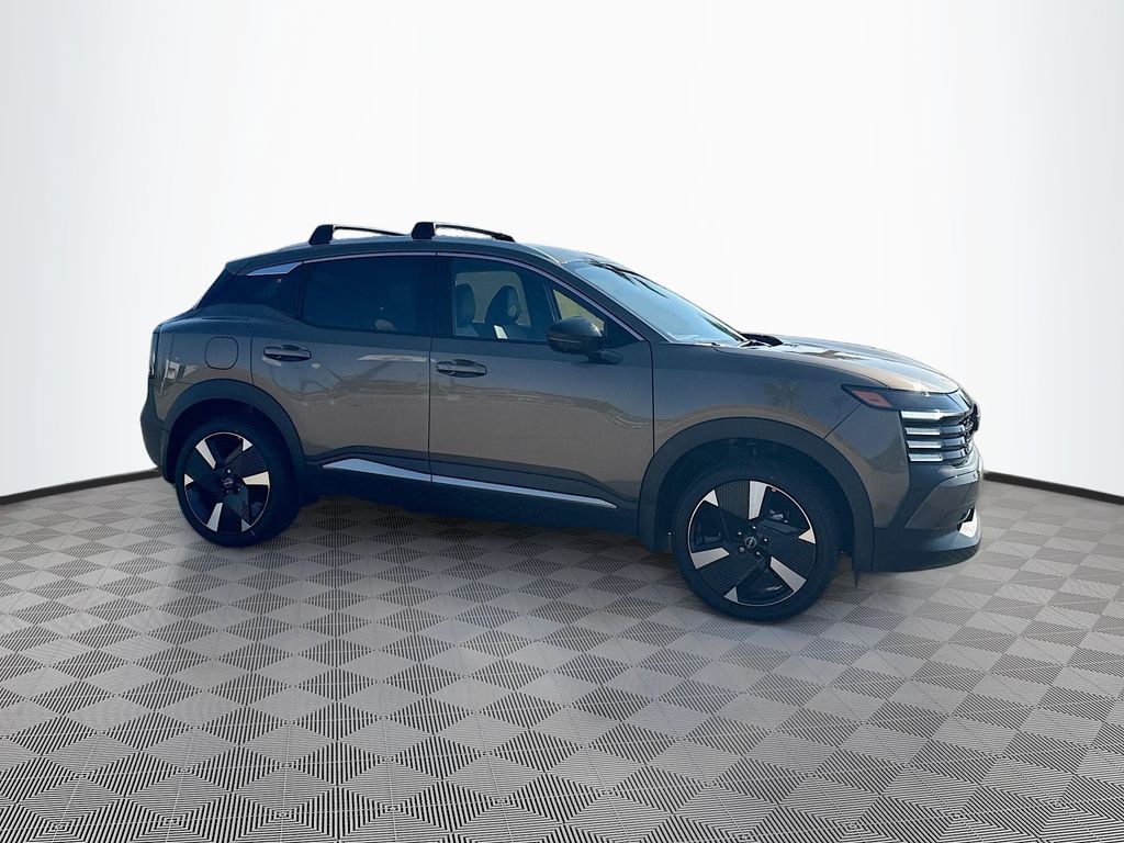 New 2026 Nissan Kicks SR SUV