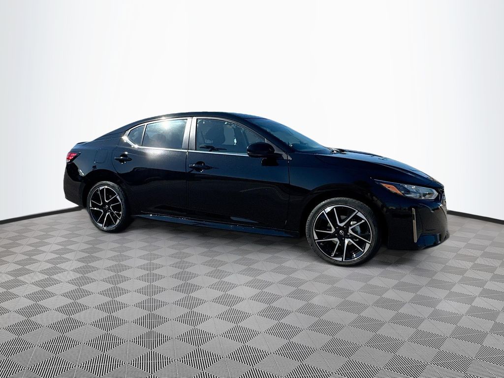 2025 Nissan Sentra SR photo 3