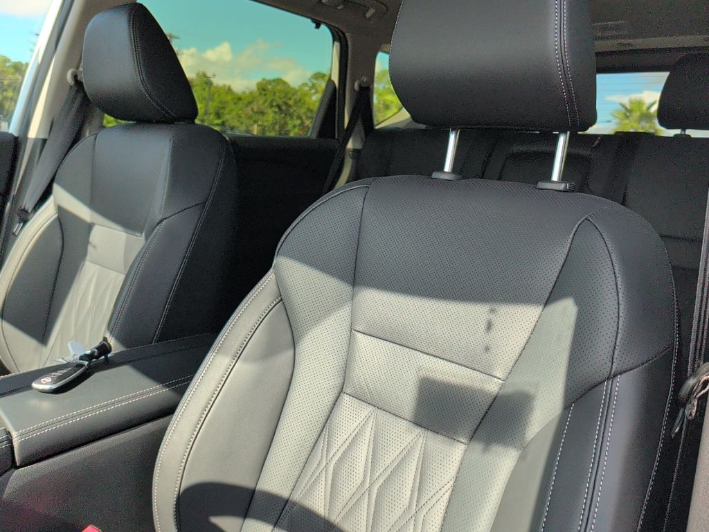 2026 Nissan Rogue Platinum - Photo 16
