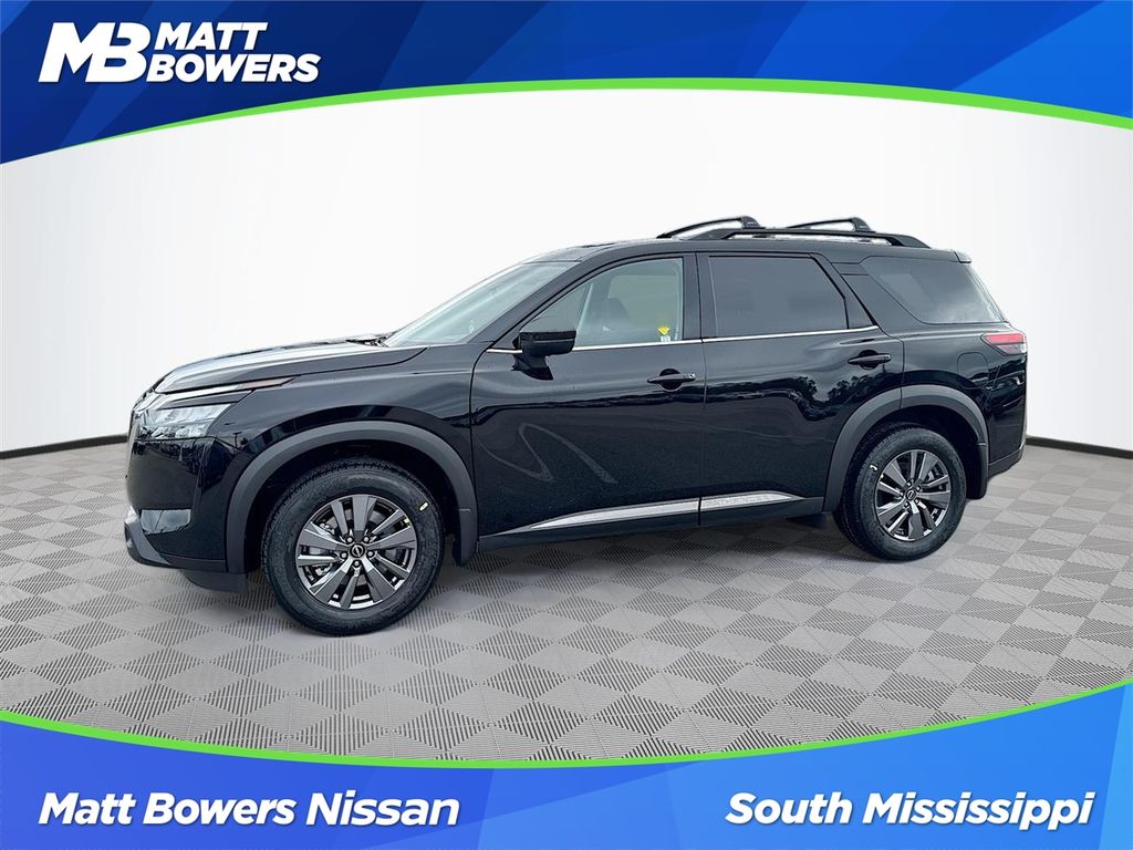 2025 Nissan Pathfinder SV's photo