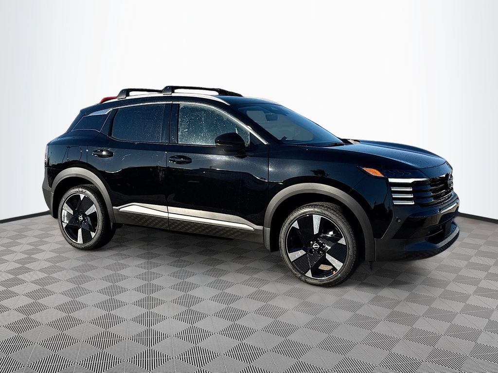 2026 Nissan Kicks SR photo 3