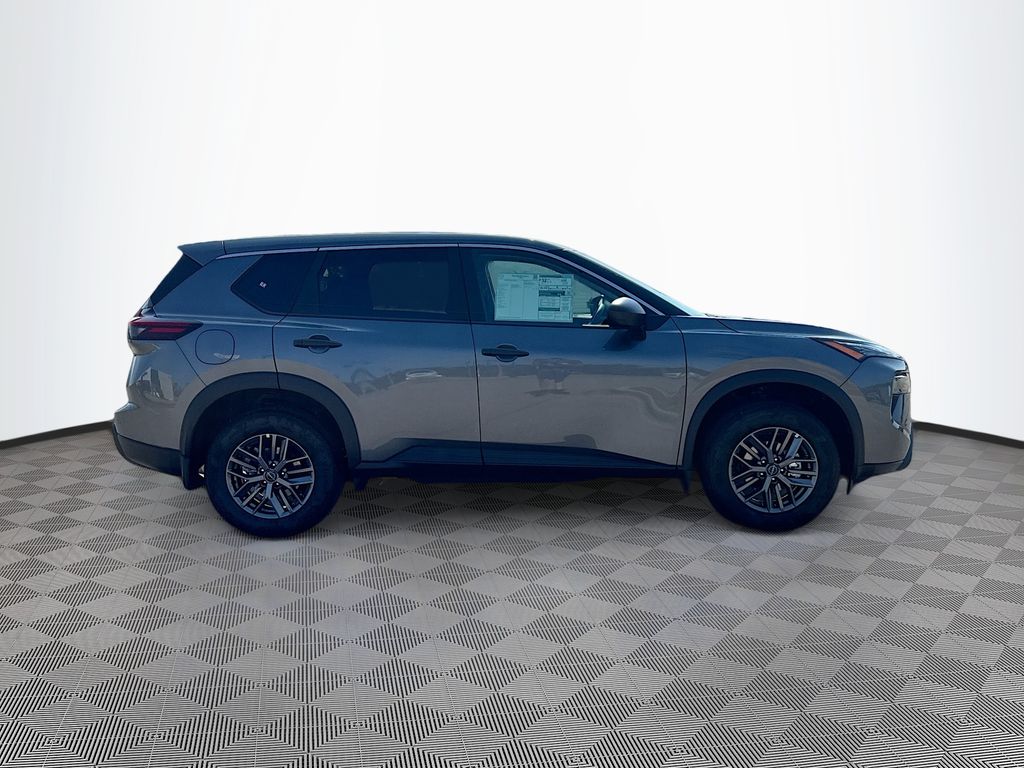 2026 Nissan Rogue S photo 2