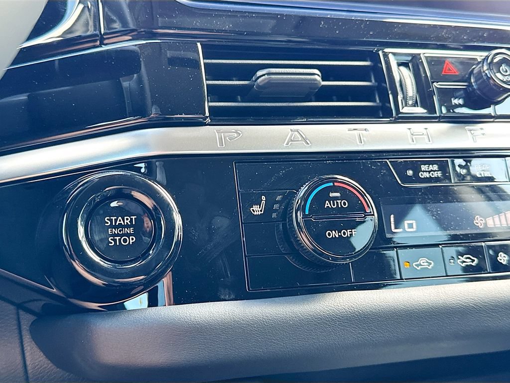 2026 Nissan Pathfinder SL - Photo 37