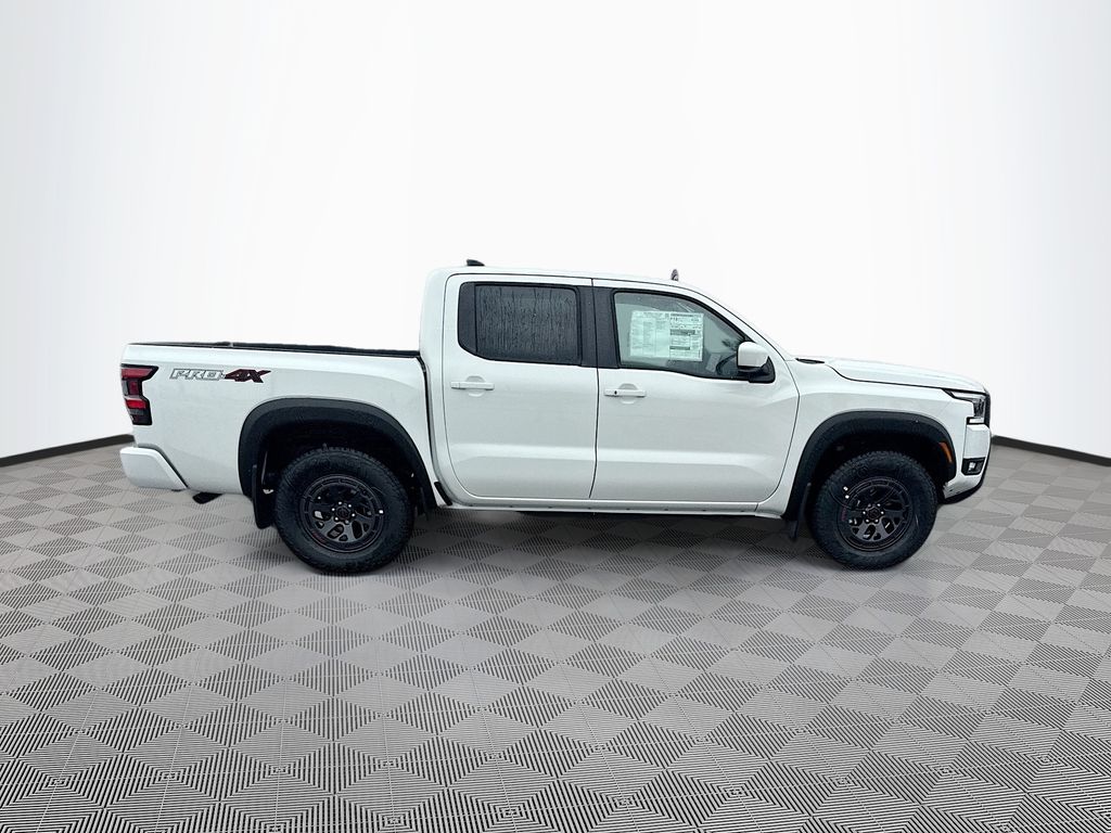 2025 Nissan Frontier PRO-4X photo 4