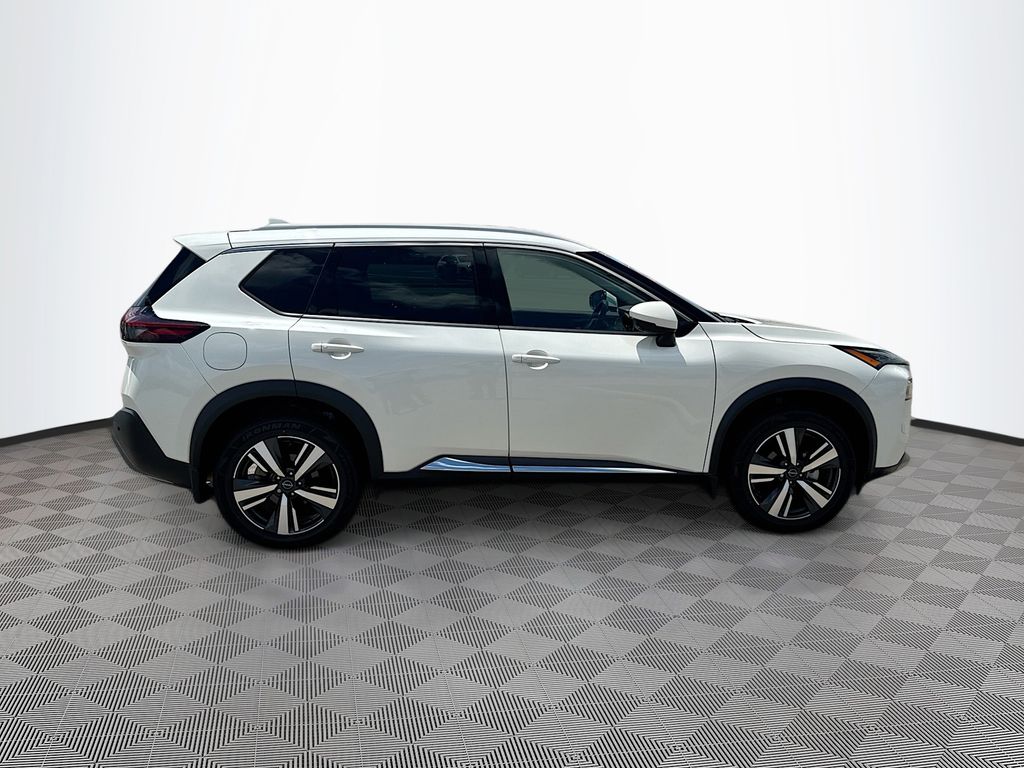2022 Nissan Rogue SL photo 4