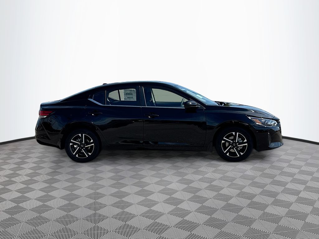2025 Nissan Sentra SV photo 3