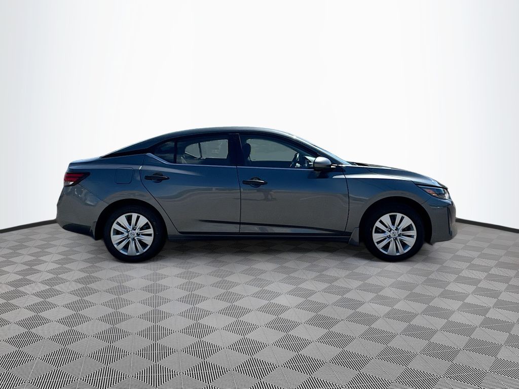 2025 Nissan Sentra S photo 3