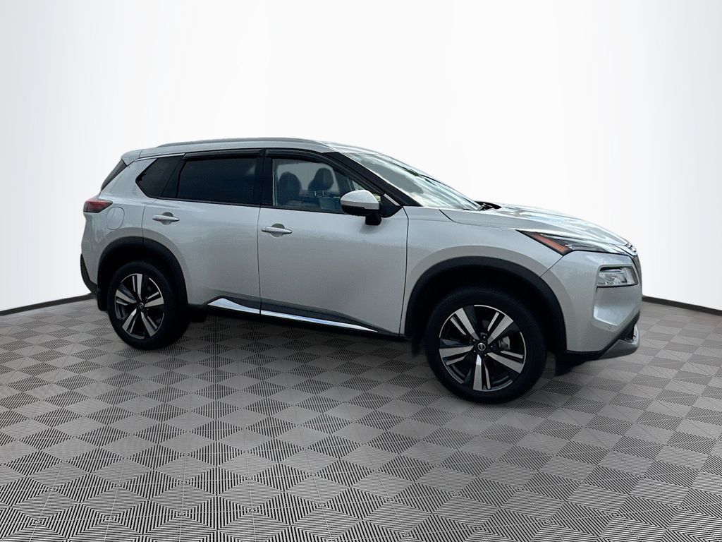 2021 Nissan Rogue SL photo 2