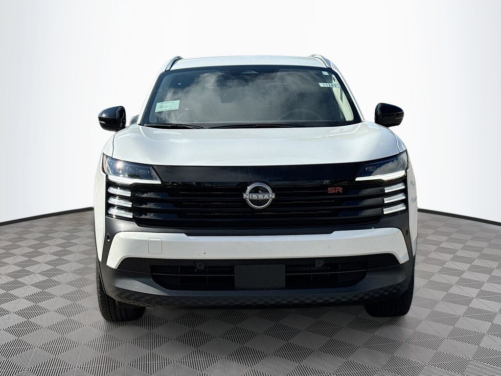 New 2026 Nissan Kicks SR SUV