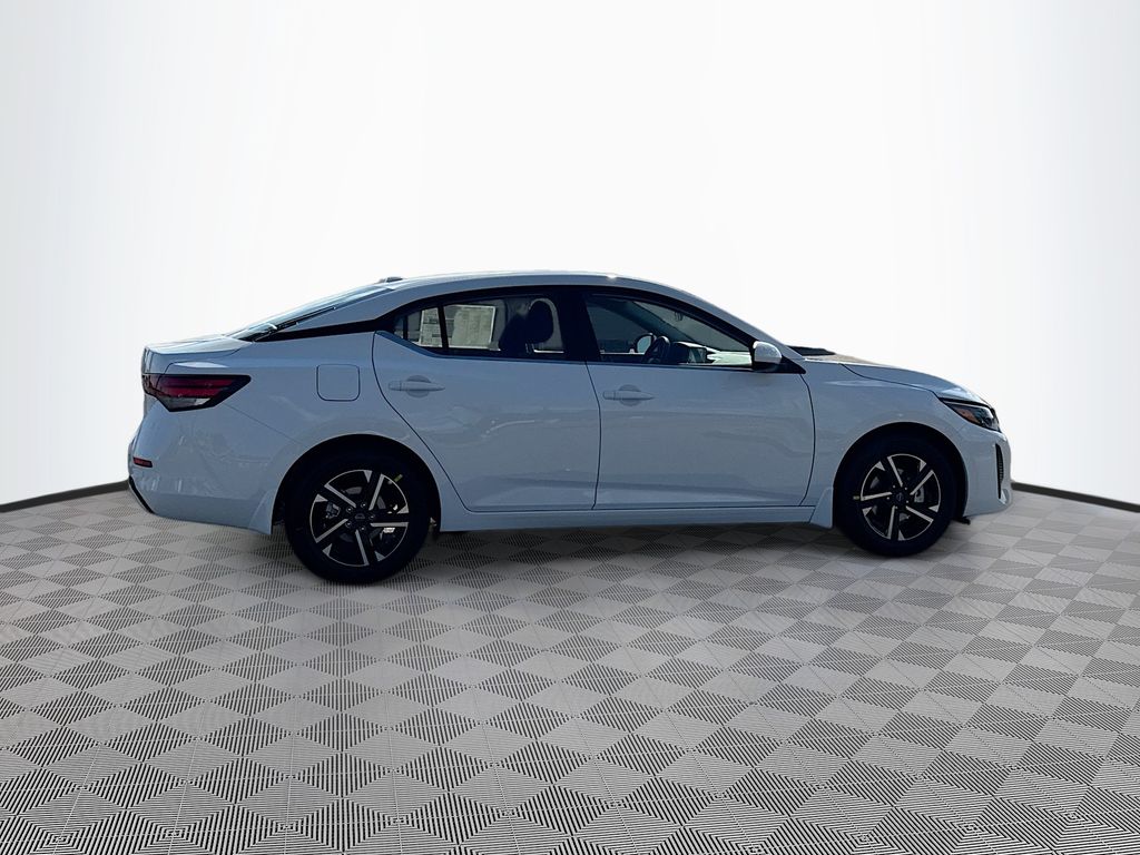 2025 Nissan Sentra SV photo 4