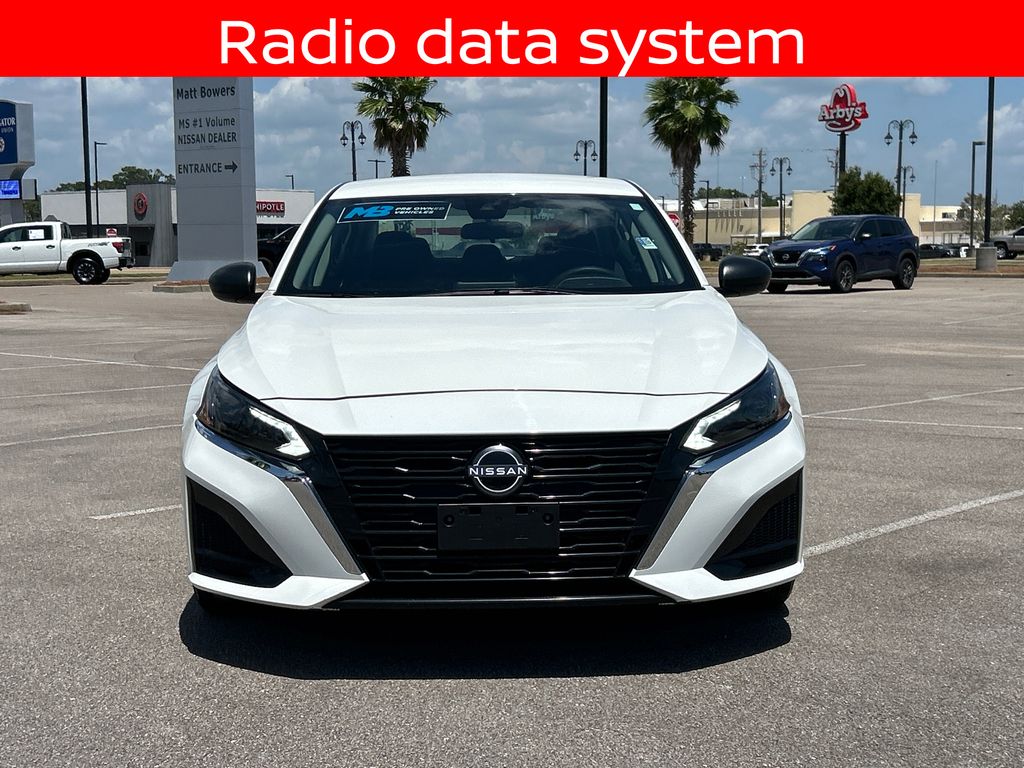 2025 Nissan Altima SV - Photo 10