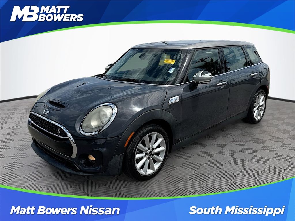 2017 MINI Clubman Cooper S's photo