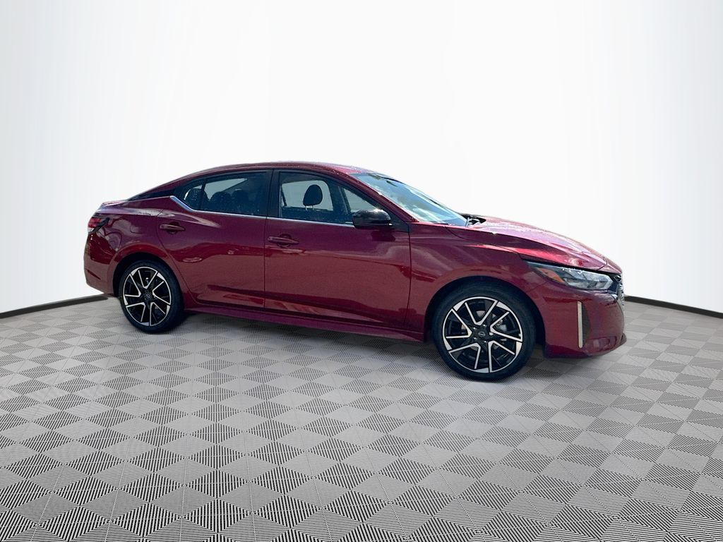 2025 Nissan Sentra SR photo 3