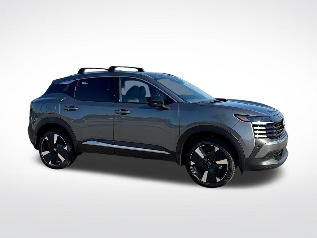 New 2026 Nissan Kicks SR SUV