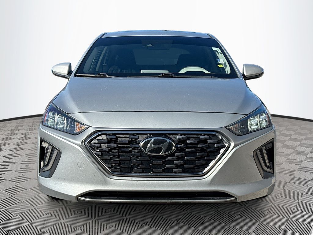 Used 2020 Hyundai IONIQ SEL with VIN KMHC85LC9LU242562 for sale in D'Iberville, MS