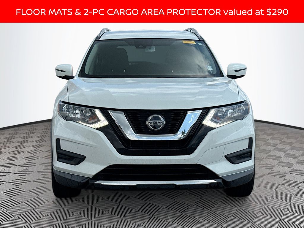 2020 Nissan Rogue SV photo 2