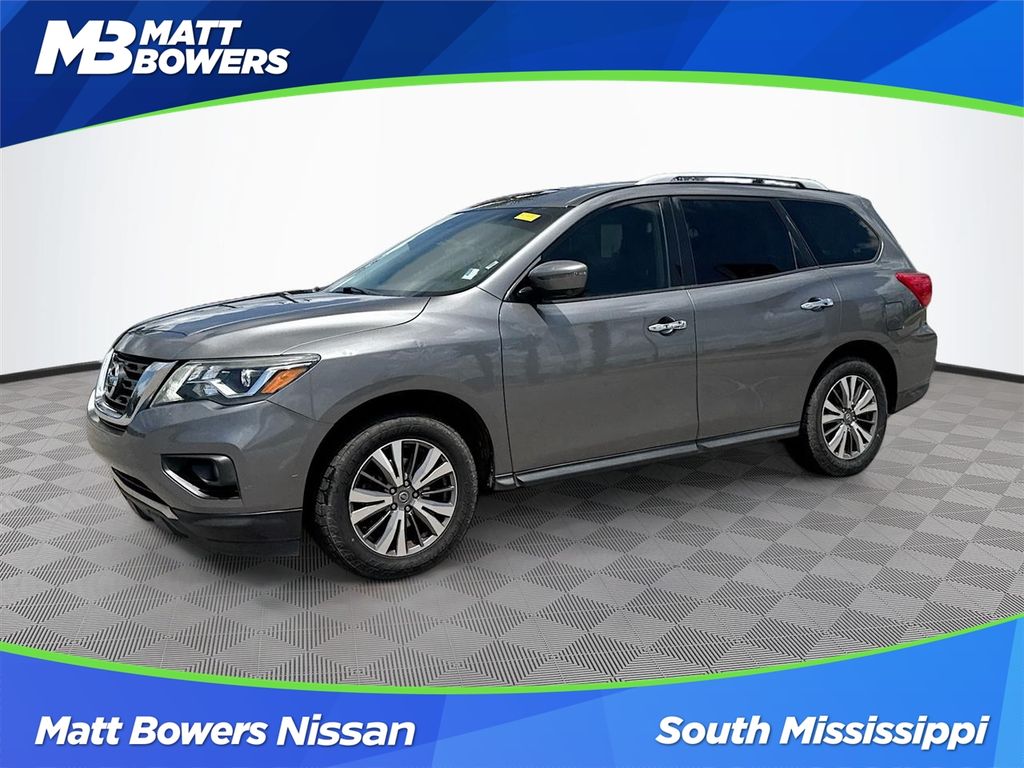 2019 Nissan Pathfinder SL 2WD's photo