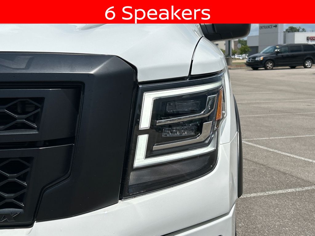 2023 Nissan Titan PRO-4X - Photo 12