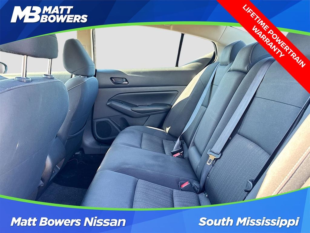 2025 Nissan Altima SV