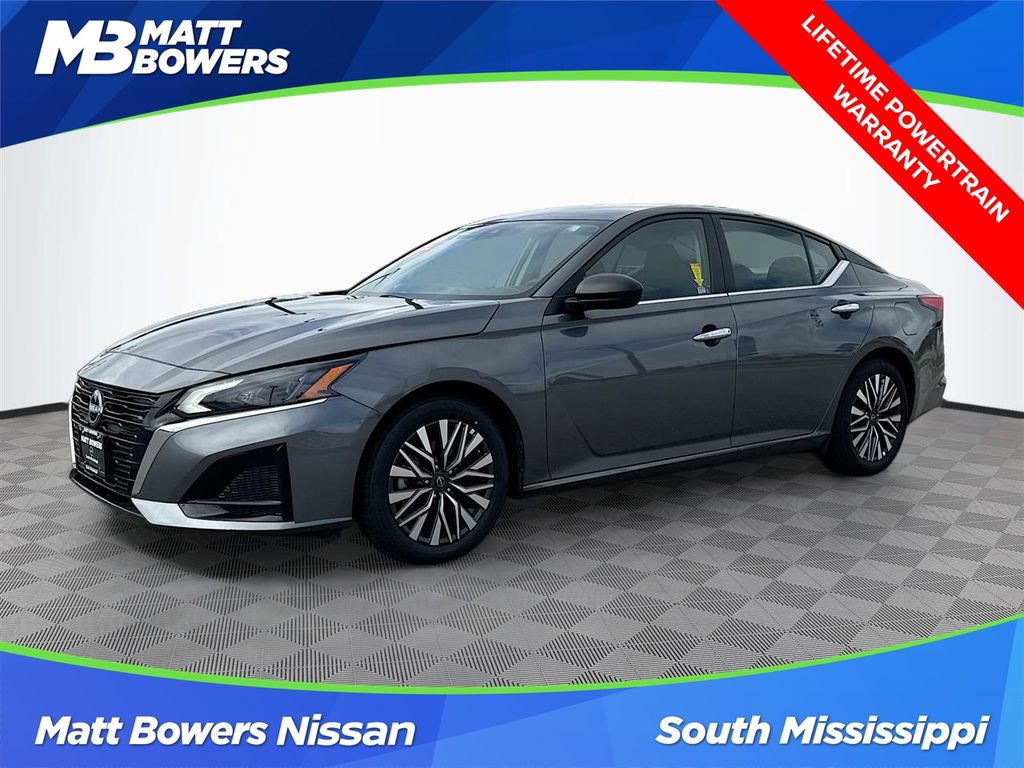 2025 Nissan Altima SV