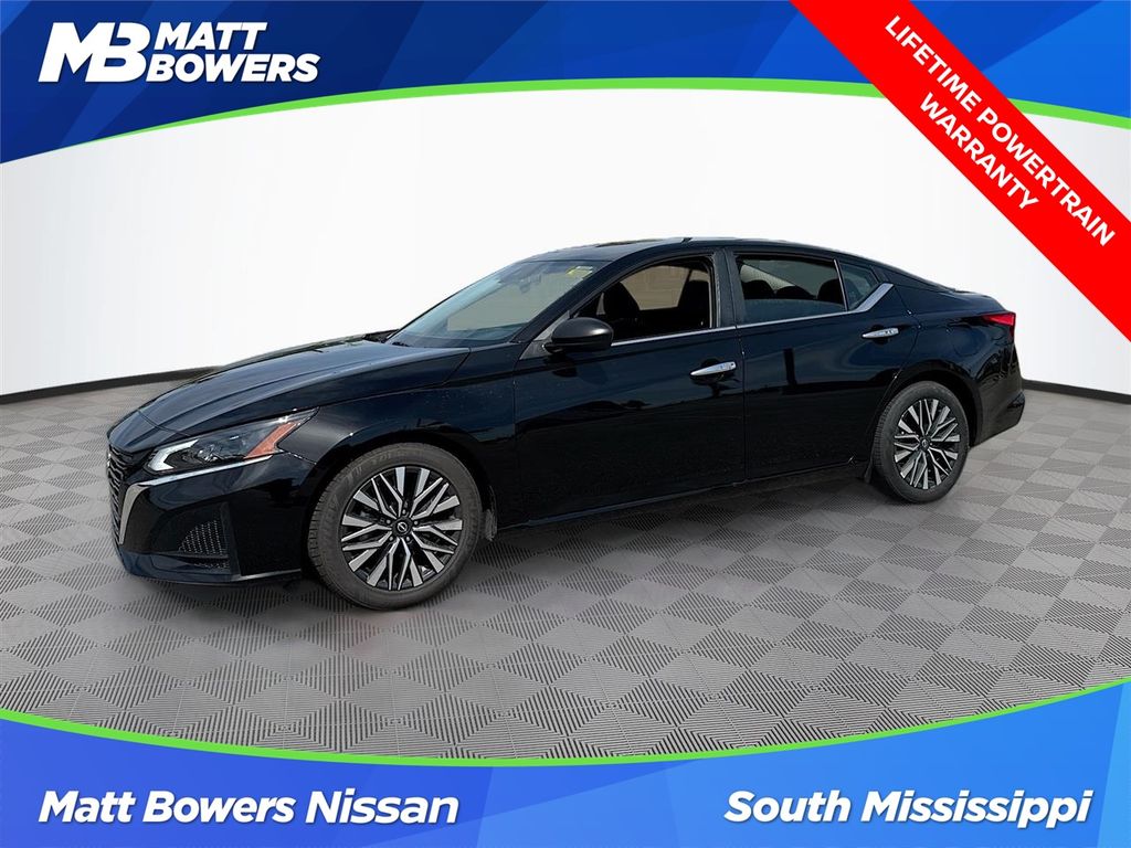 2024 Nissan Altima SV