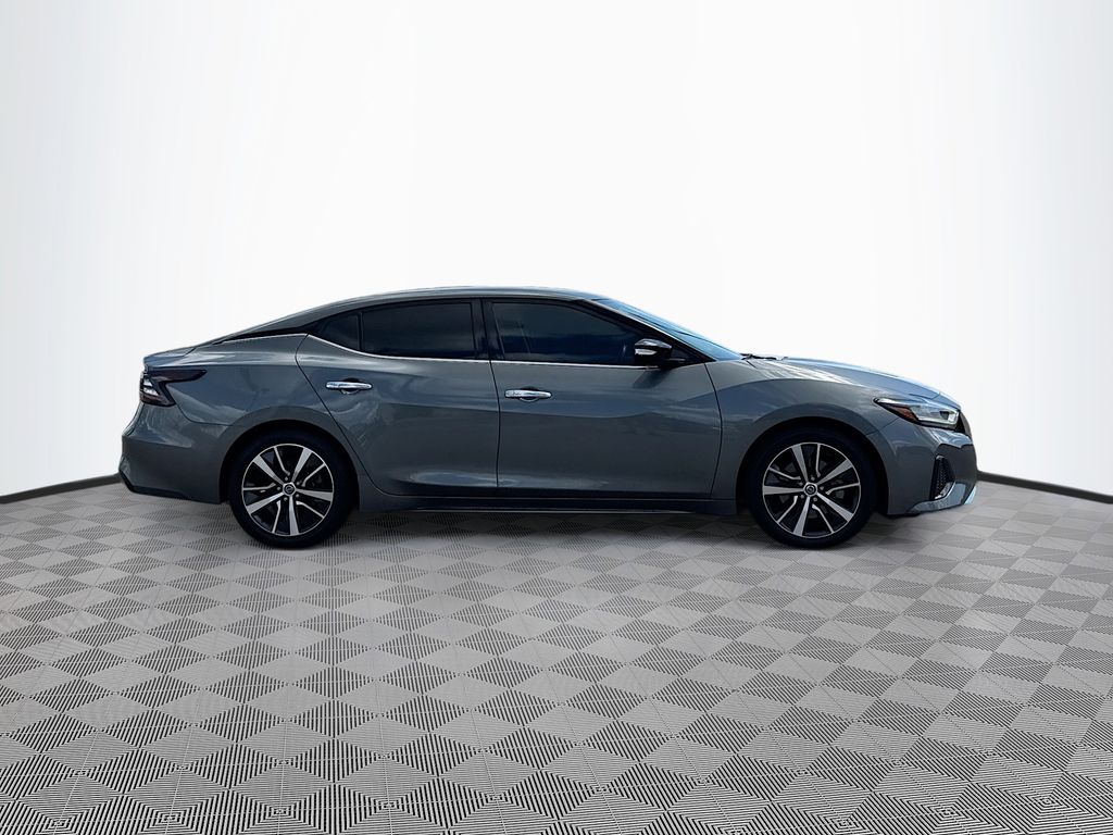 2020 Nissan Maxima SV photo 3