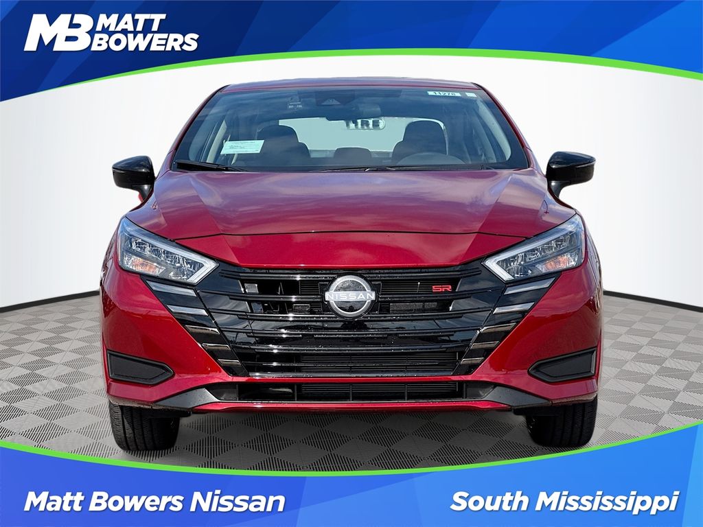 2025 Nissan Versa 1.6 SR photo 2