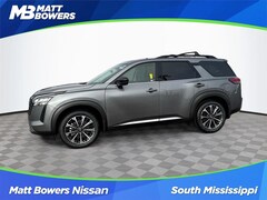 2026 Nissan Pathfinder Platinum SUV