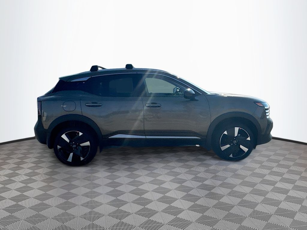 New 2026 Nissan Kicks SR SUV
