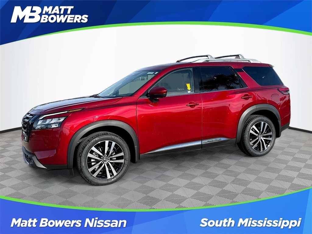 2025 Nissan Pathfinder Platinum's photo